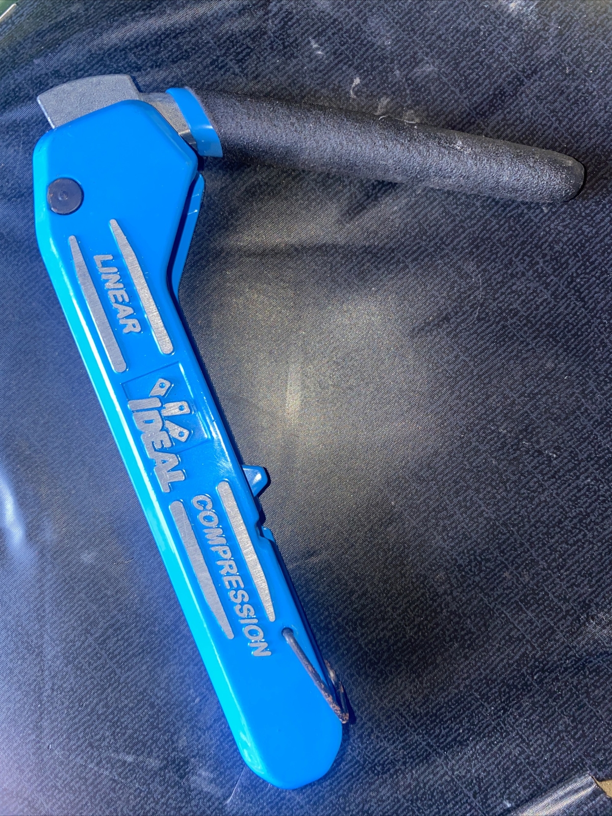 IDEAL 33-632 Linear X3 Adjustable F/Bnc/Rca Compression Tool Only