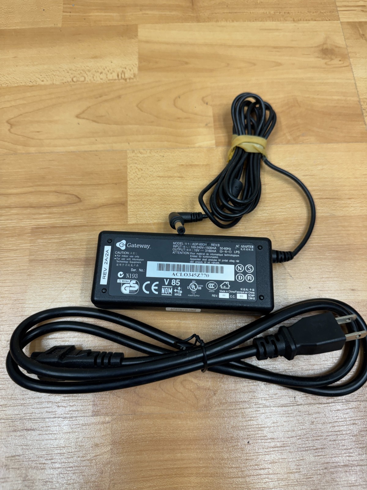 Genuine Gateway AC Power Adapter Charger 19V 3.16A 60W ADP-60DH (REV.B)
