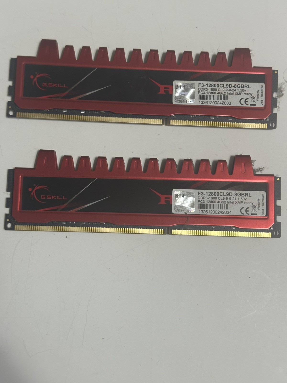 G.Skill Ripjaws 8GB Kit (2x4GB) DDR3-1600 PC3-12800 DIMM RAM F3-12800CL9D-8GBRL