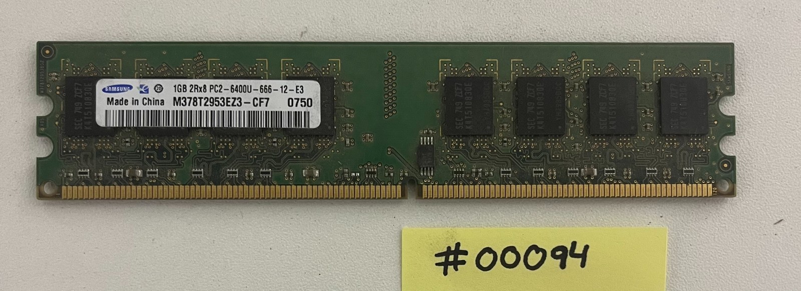 Samsung 1GB 2Rx8 PC2-6400U DDR2-800 Desktop Memory RAM M378T2953EZ3-CF7