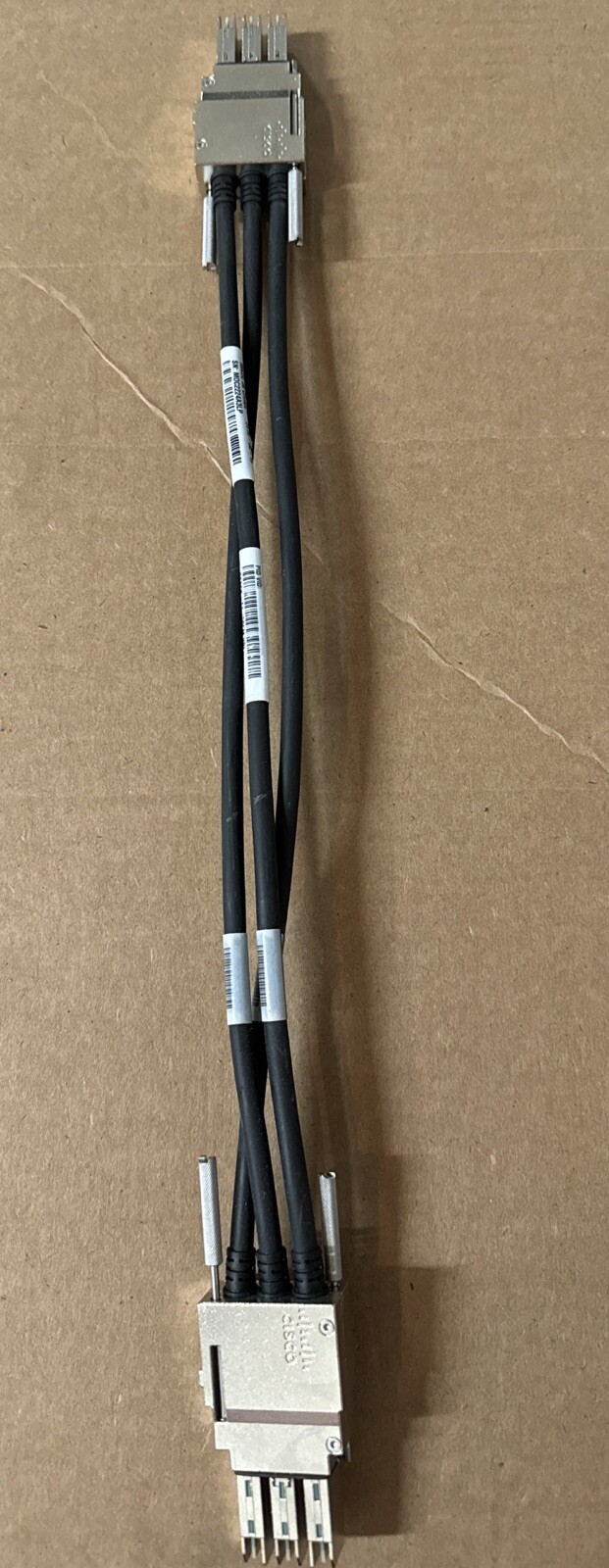 Genuine Cisco Stackwise 50cm Stacking Cable STACK-T1-50CM V01 800-40403-01