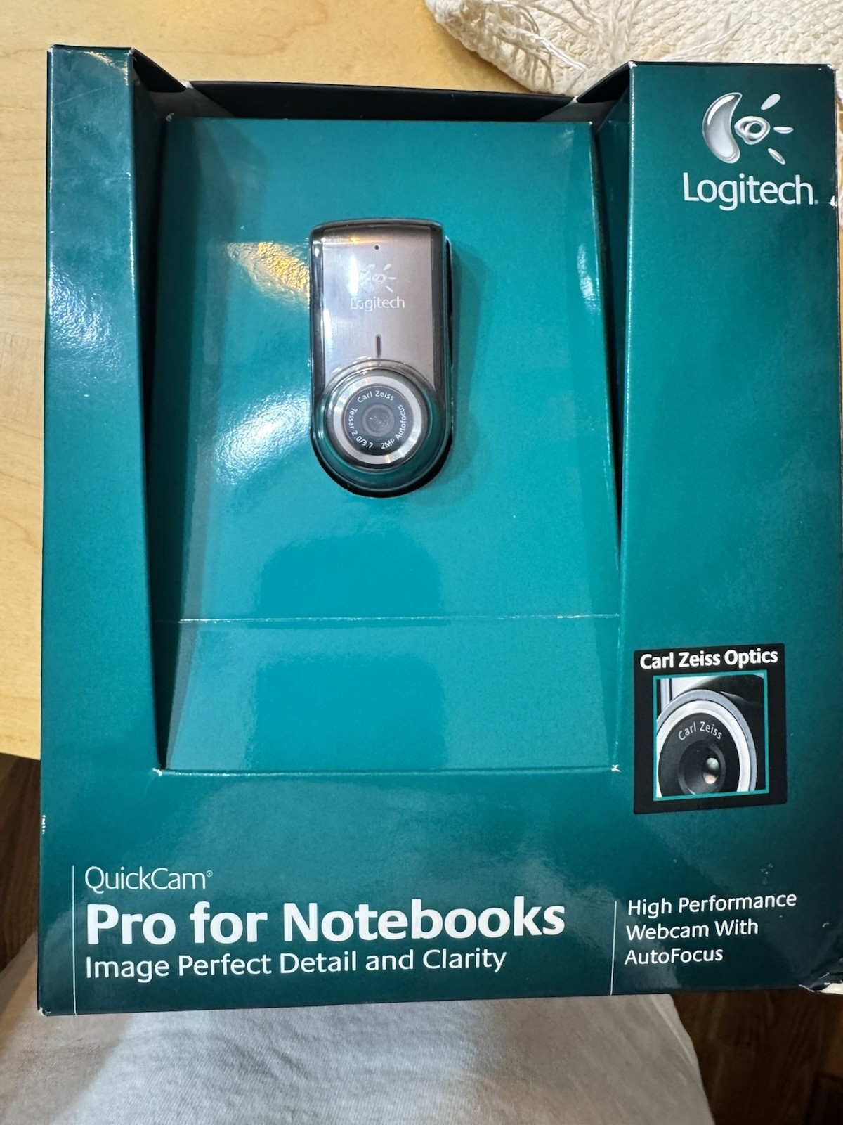 Logitech QuickCam Pro for Notebooks Webcam with Carl Zeiss Optics – New Open Box