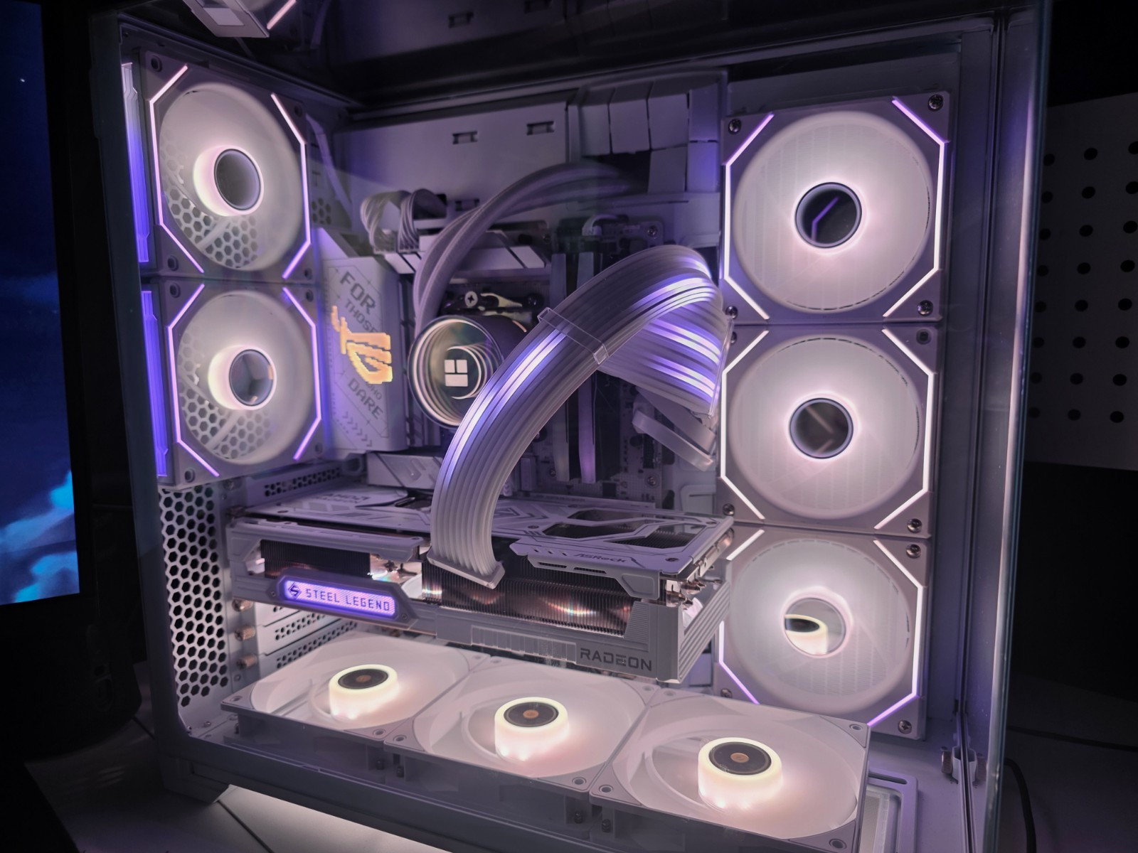 RX 9070 + Ryzen7 9800X3D + ASUS ROG STRIX X870 + 32GB RAM CUSTOM GAMING BUILT PC