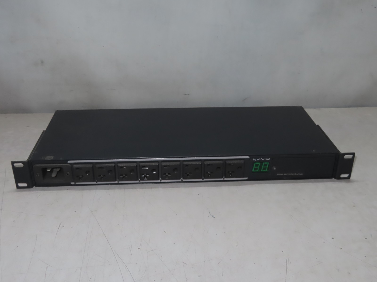Server Technology CW-8H1A113 Switched Rack PDU