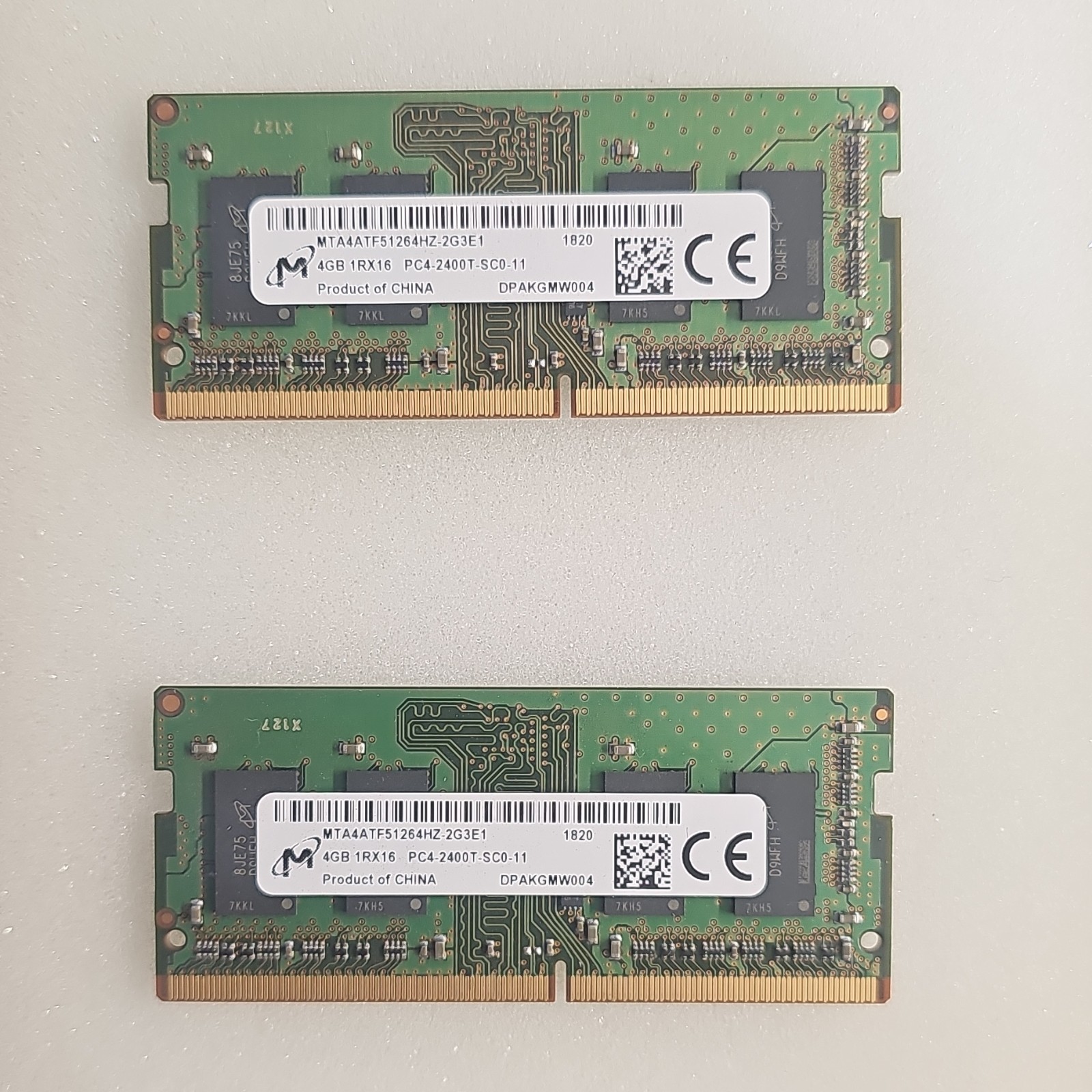 Micron DDR4 SDRAM Laptop RAM 4GB MTA4ATF51264HZ-2G6E1 Green