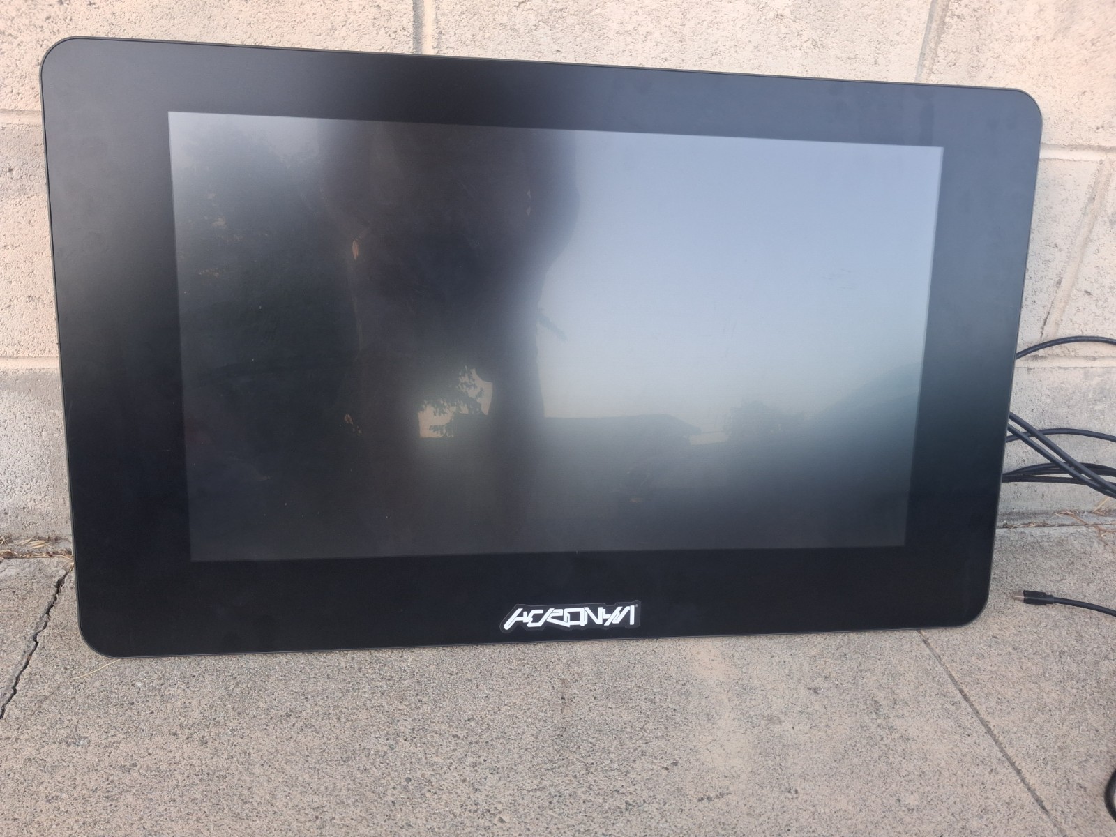 Wacom CINTIQ 27QHD Creative Pen Display, DTK2700 No Pen Or Power Supply Included