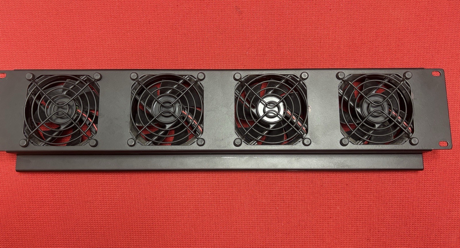 Middle Atlantic DCFANKIT-4  *PRICE REDUCED*