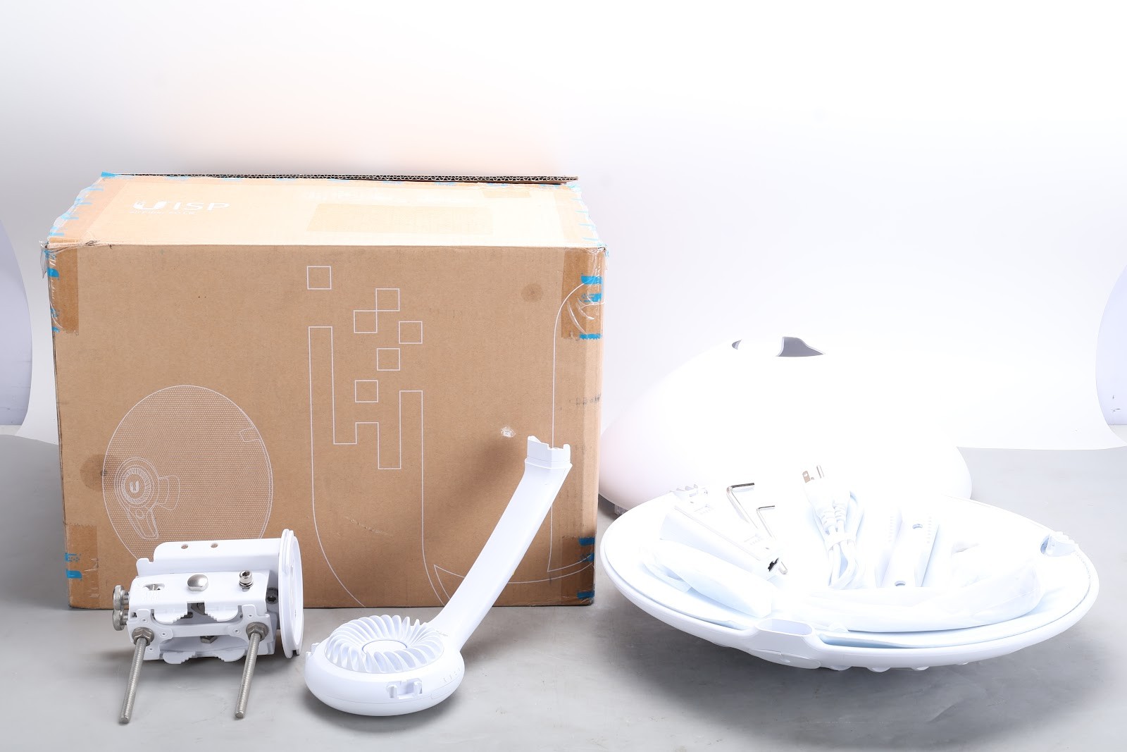 Ubiquiti AF60-LR Long-Range 60 GHz Radio System AF60-LR-US With Original Box