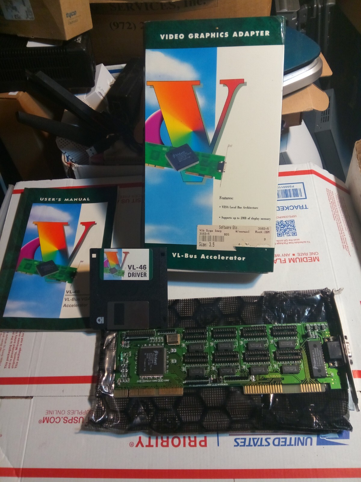 VINTAGE VL-BUS ACCELERATOR VL-46 VIDEO GRAPHICS ADAPTER W/DRIVER AND MANUAL