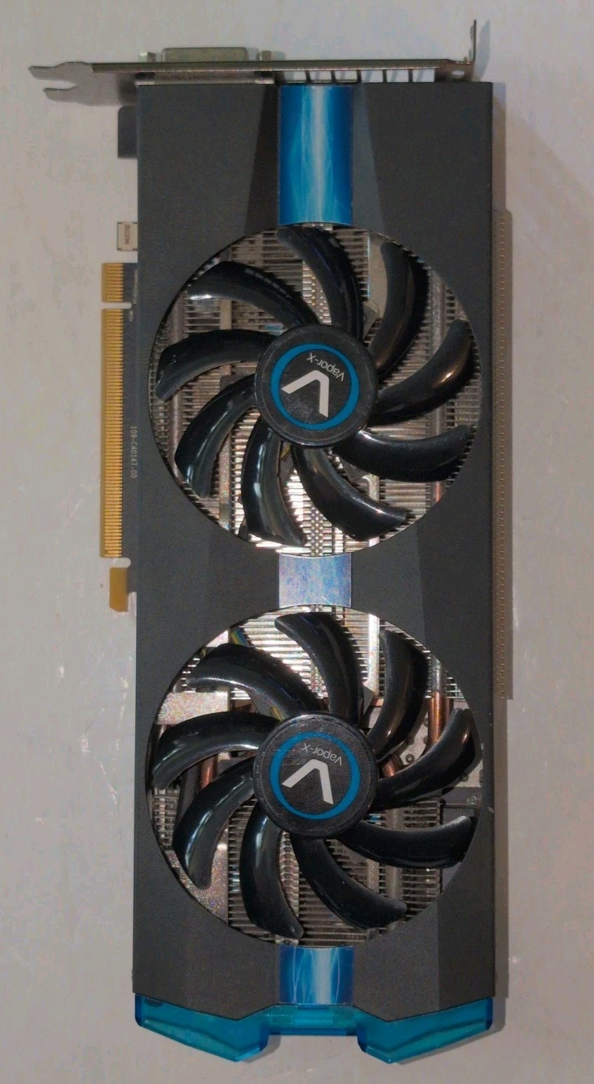 AMD Sapphire Vapor-X Radeon r7 370 4GB GDDR5 Gaming Graphics Card Working Tested