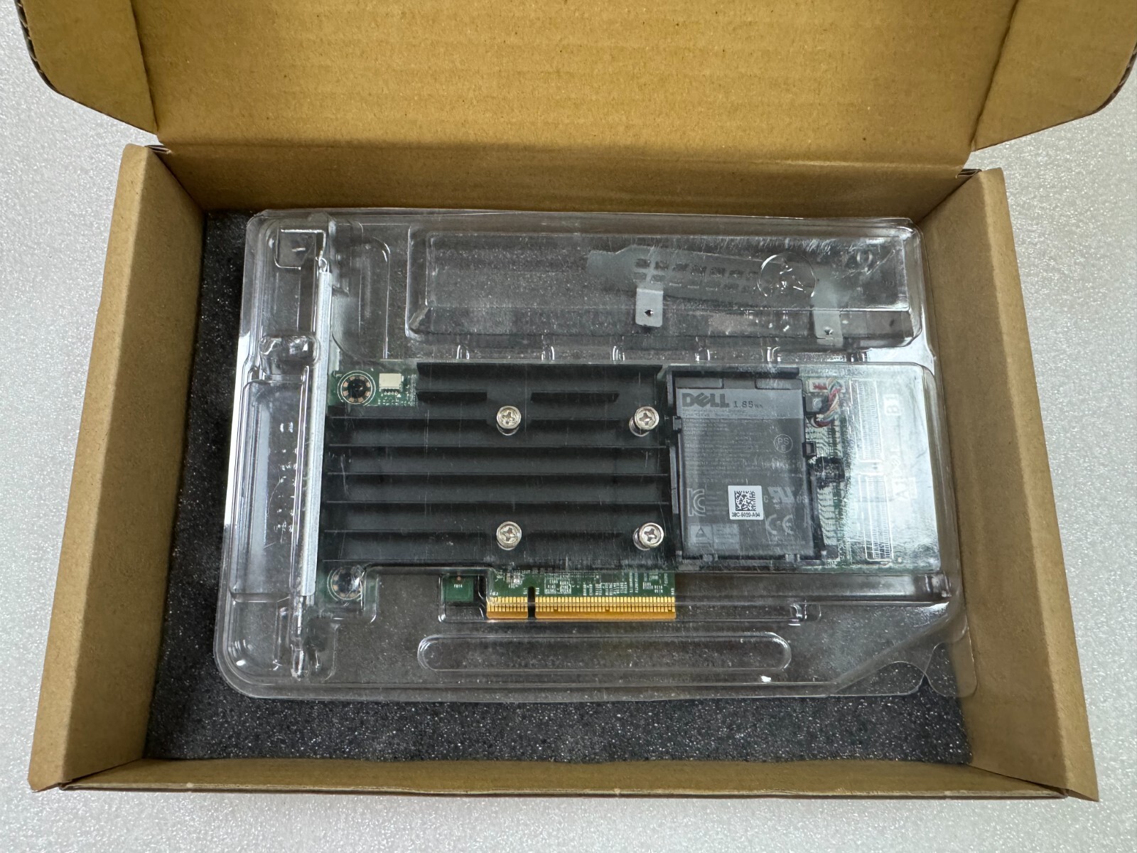 New Genuine Dell Perc H755 PCI-E 4.0 SAS Raid Card w/Battery 29XMF Y2RV2 battery