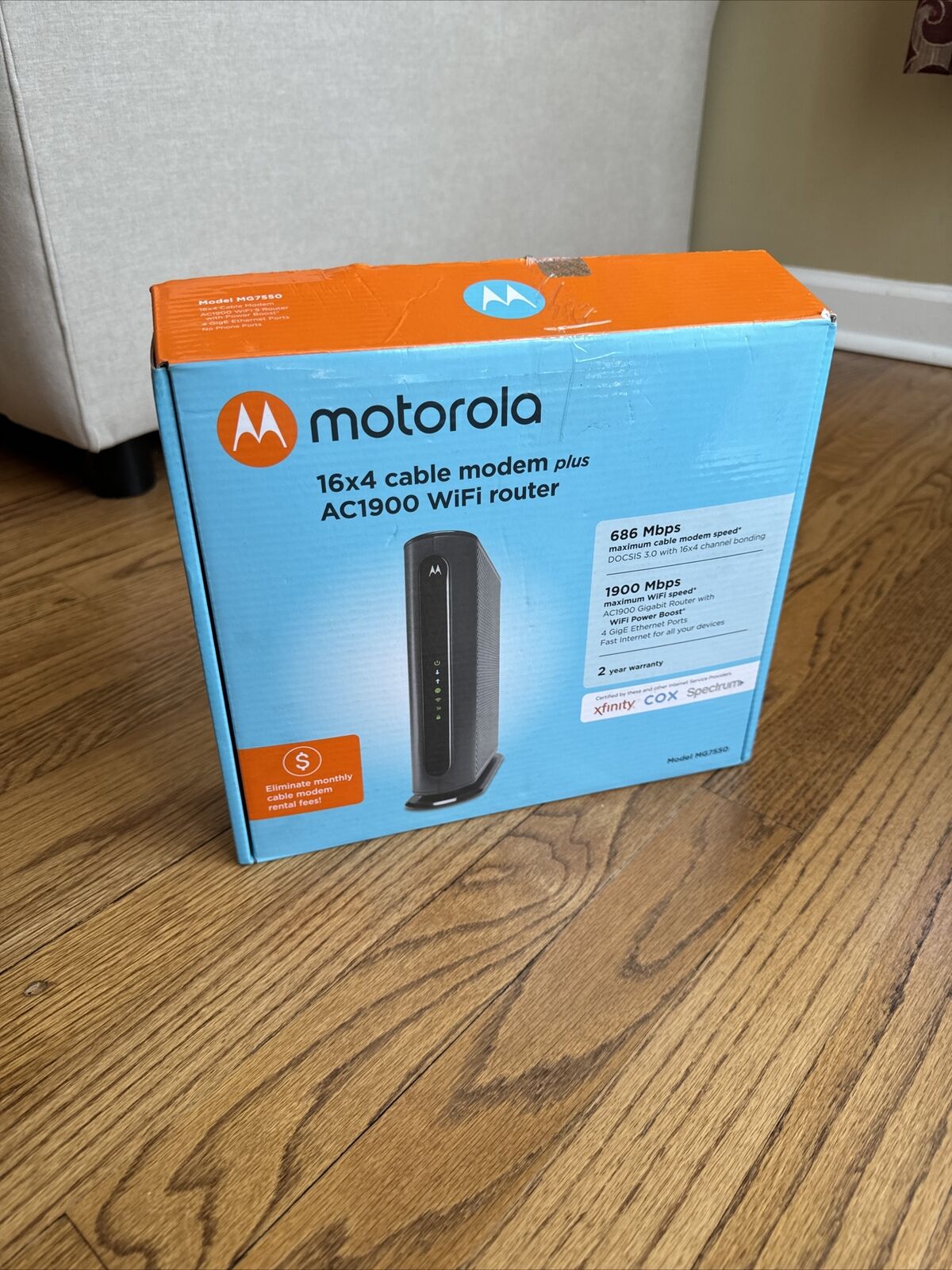 Motorola MG7550 16x4 High Speed ​​Cable Modem & Router - Black