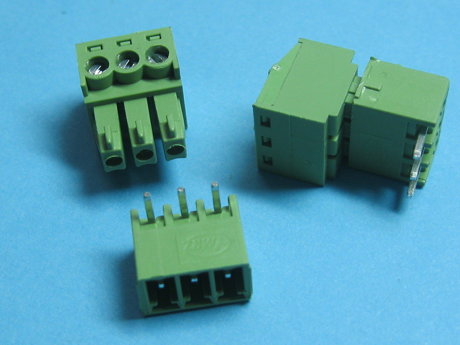 200 pcs Pitch 3.5mm Angle 3pin/way Screw Terminal Block Connector Pluggable Type