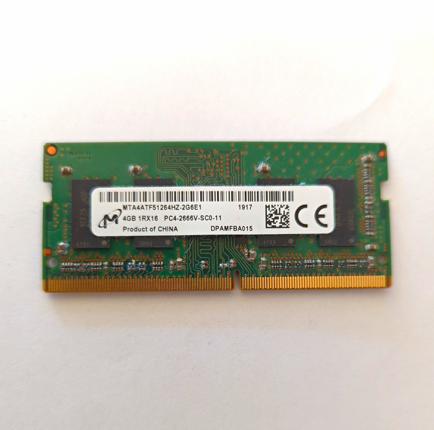 Micron 4GB DDR4 SO-DIMM 260 Pin RAM Memory Module - 1Rx16 PC4-2666V-SC0-11