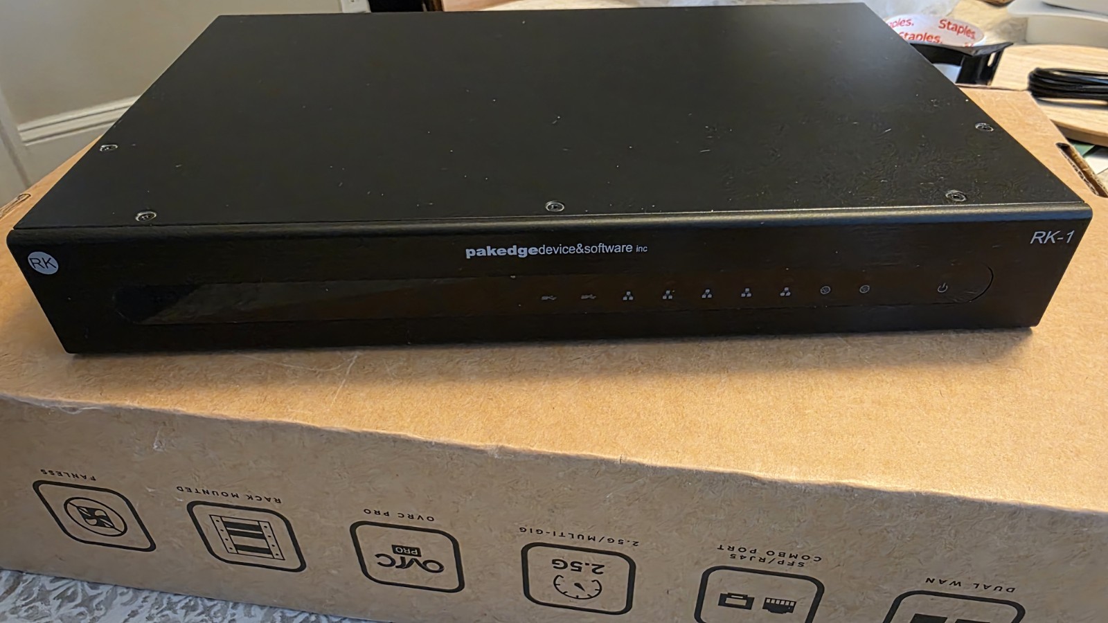 Pakedge RK-1 Multi WAN Enterprise Gigabit Router & OvrC Pro Hub **MAKE OFFER**