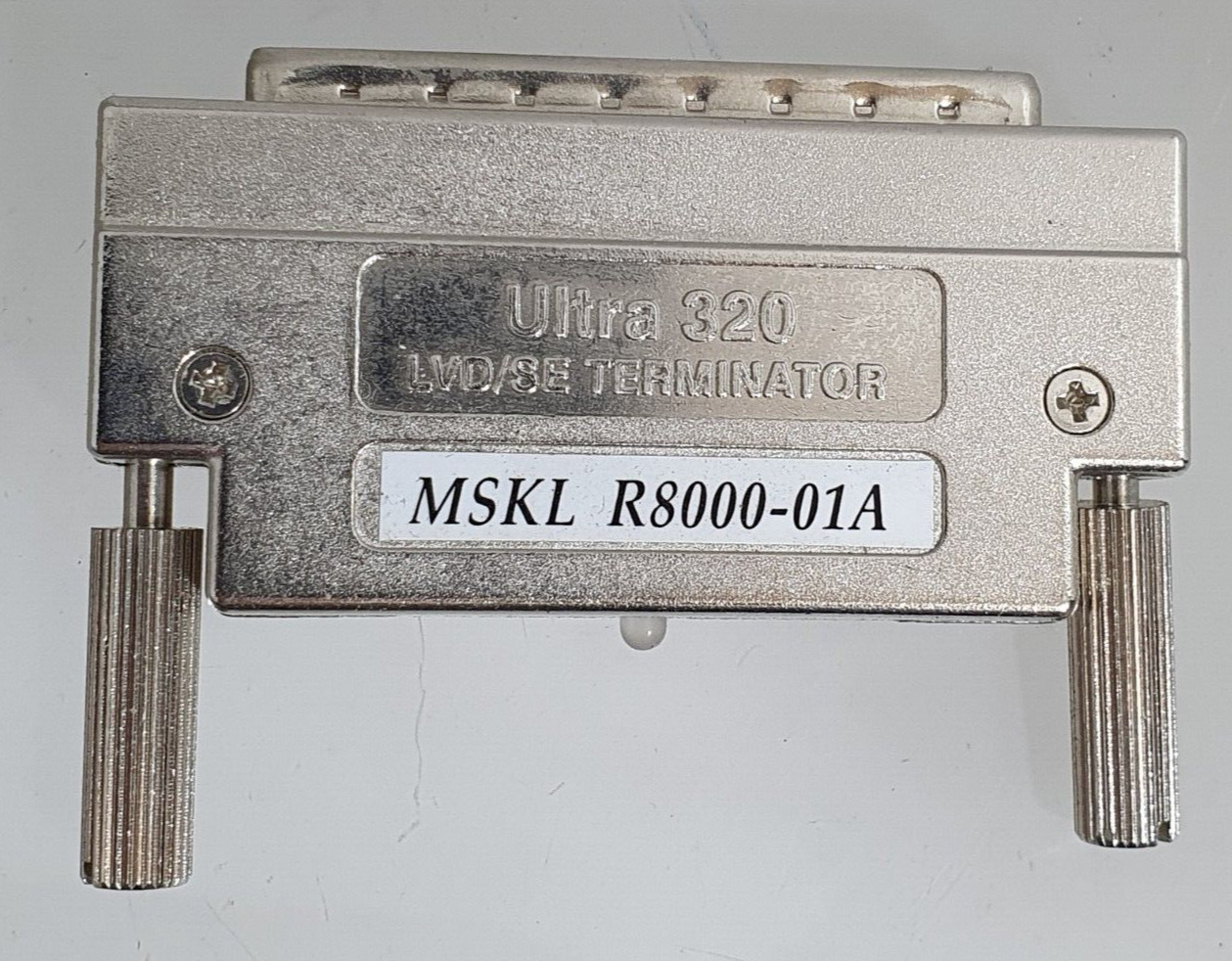 IBM Interface SCSI ULTRA 320 LVD CE Terminator MSKL R8000-01A