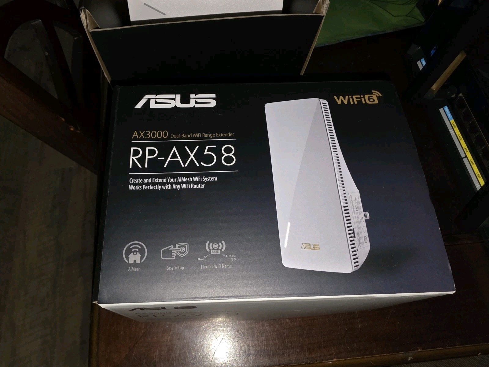 ASUS RP-AX58 AX3000 WiFi 6 Dual-Band AiMesh Range Extender White