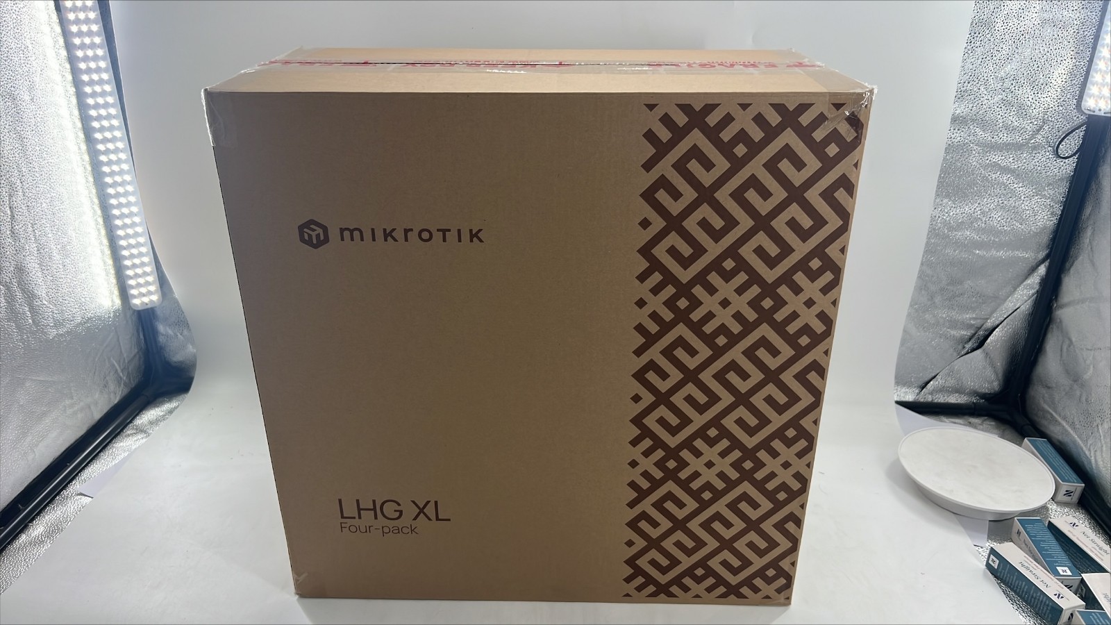 MikroTik LHG XL HP5 US Dual Chain Extra Large High Power 27dBi 5GHz 4pack New