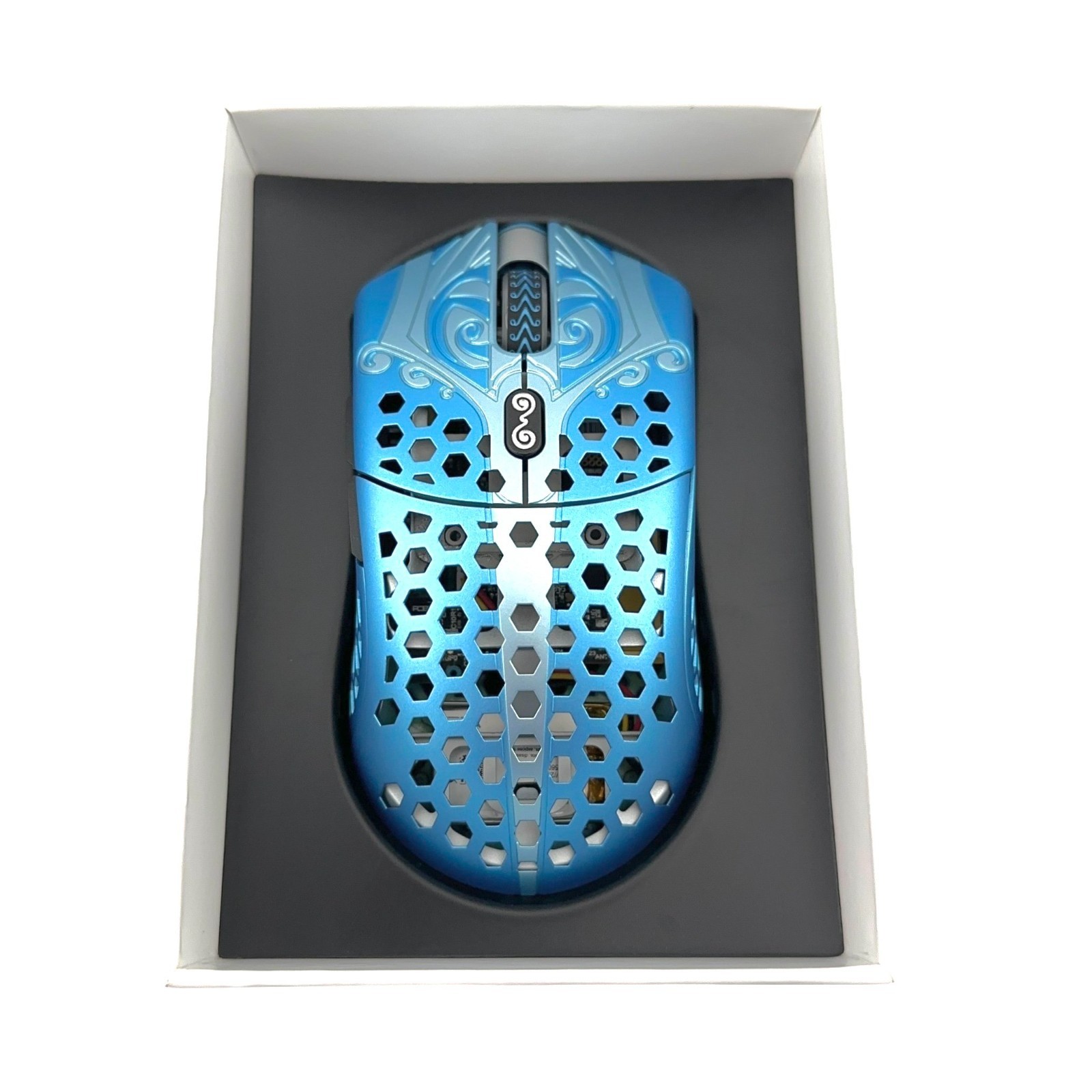 Finalmouse Starlight-12 Poseidon - Small Wireless Gaming Mouse