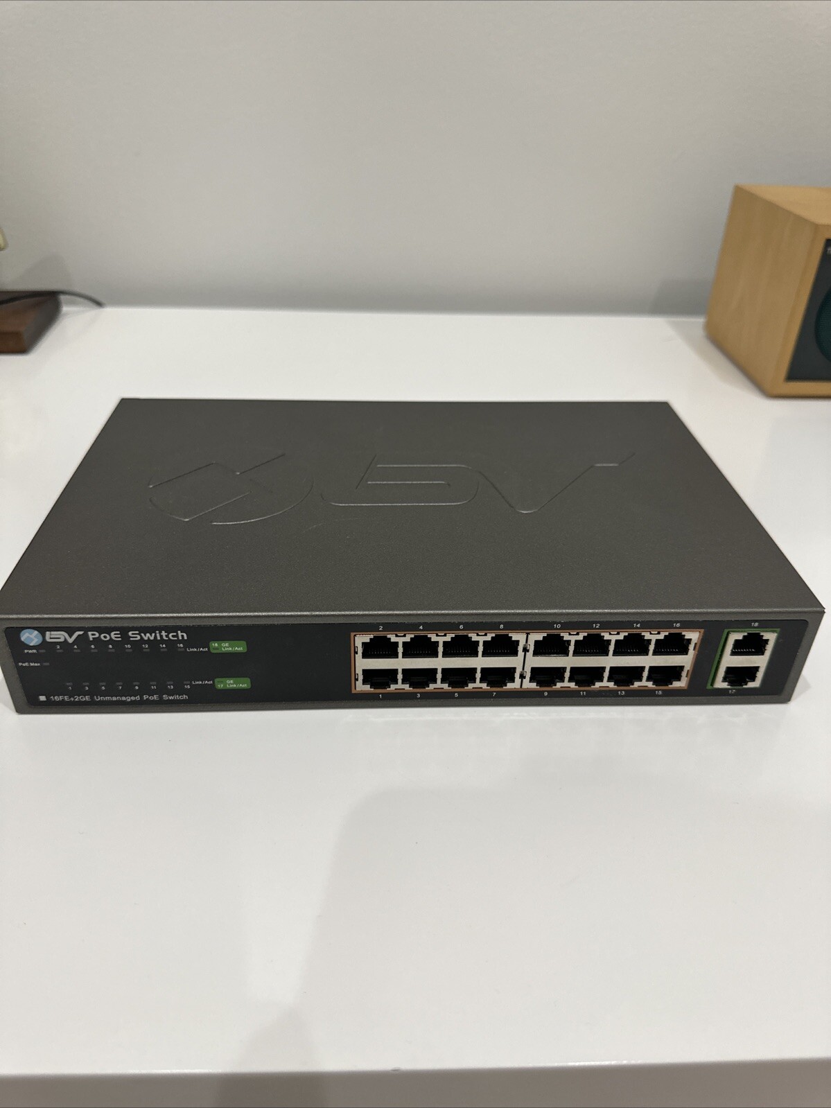 BV Tech POE-SW1602A 16 PoE + Ports w/ 2 Gigabit Ethernet Uplink