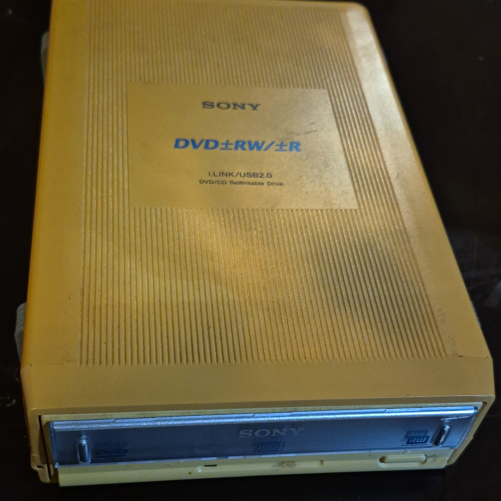 Sony External DVD/CD Rewritable Drive DVD±RW DVD+RW/+R USB 2.0 i.LINK Beige