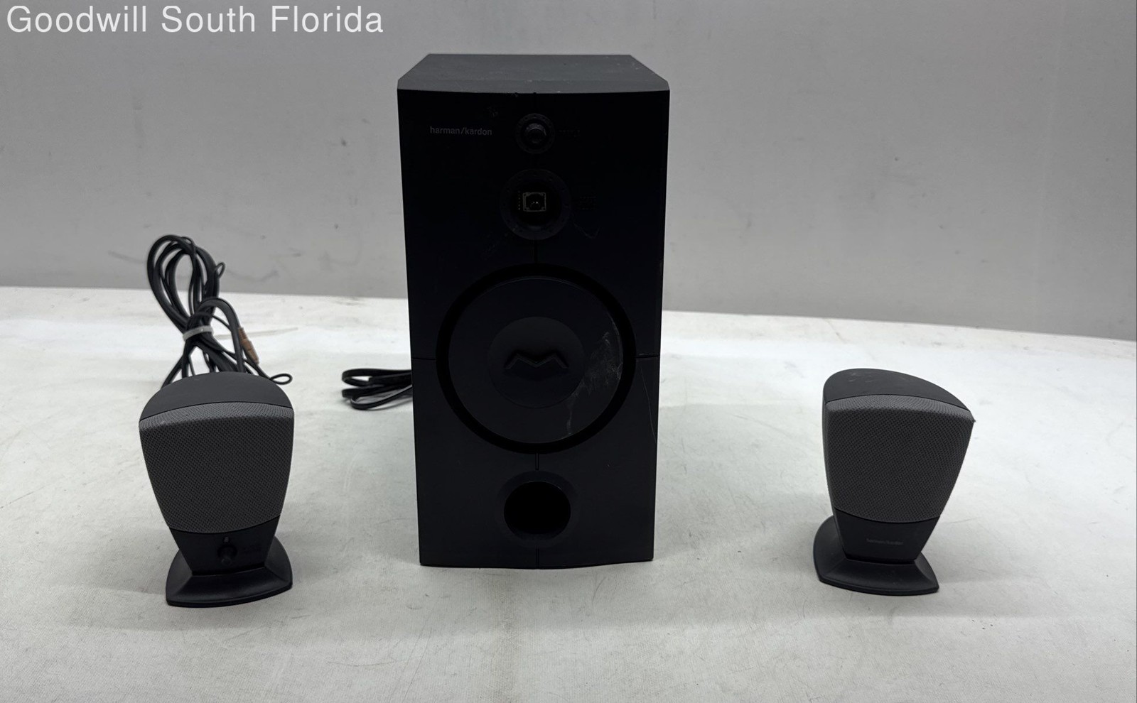 Harman Kardon HK395 3-Piece 2.1-Ch Multimedia Computer Speaker System Not Tested