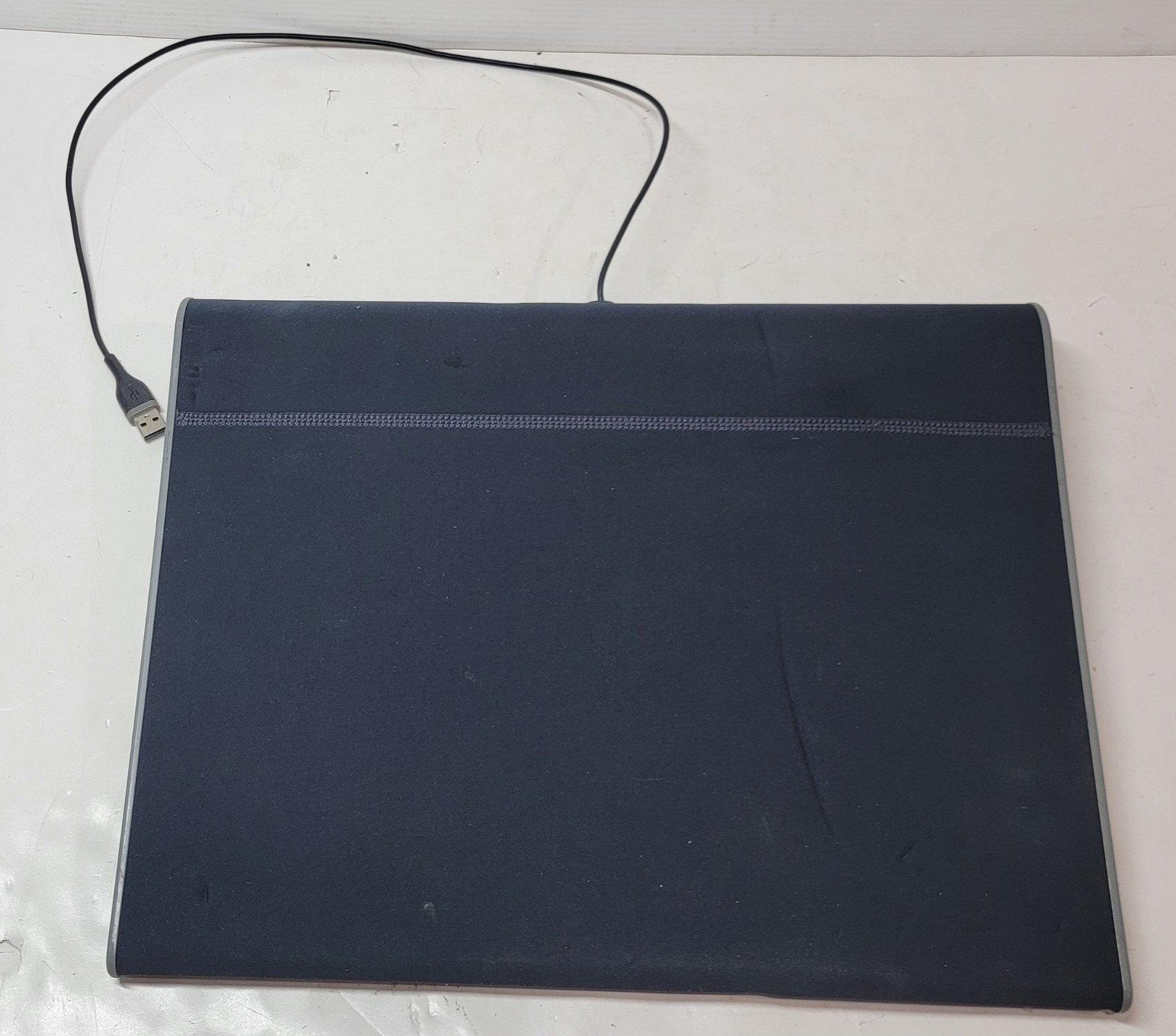 Targus Lap Chill Mat AWE55US