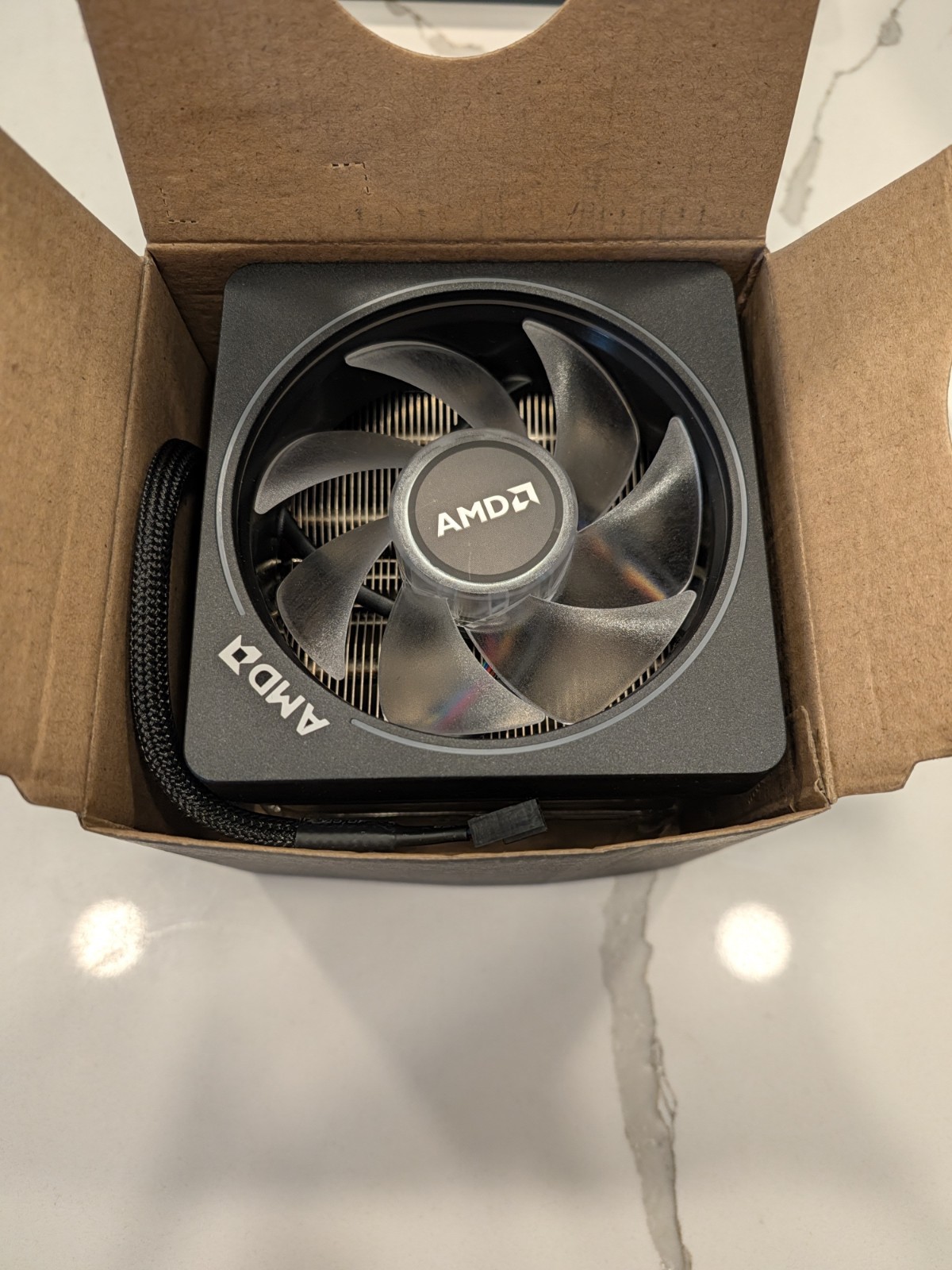 *New* AMD Wraith Prism RGB LED CPU Cooler Heatsink Fan AM4 AM5