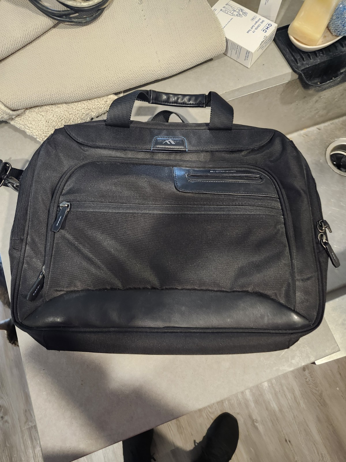 Brenthaven Elliot Deluxe Bag