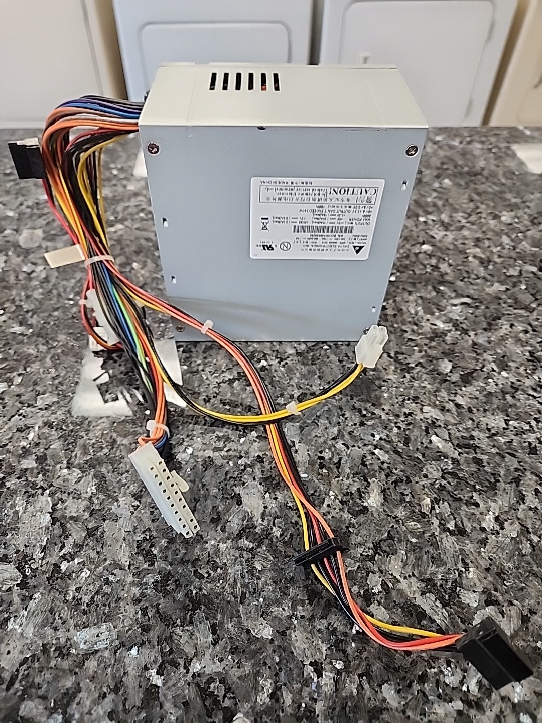 Delta Electronics 160W Power Supply DPS-300AB-15B