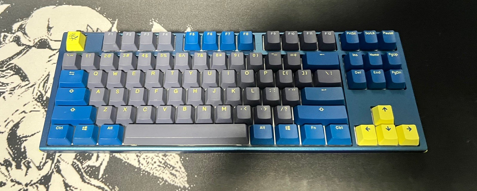 Ducky One 3 TKL Daybreak 80% keyboard blue cherry Mx switches Hotswap RGB
