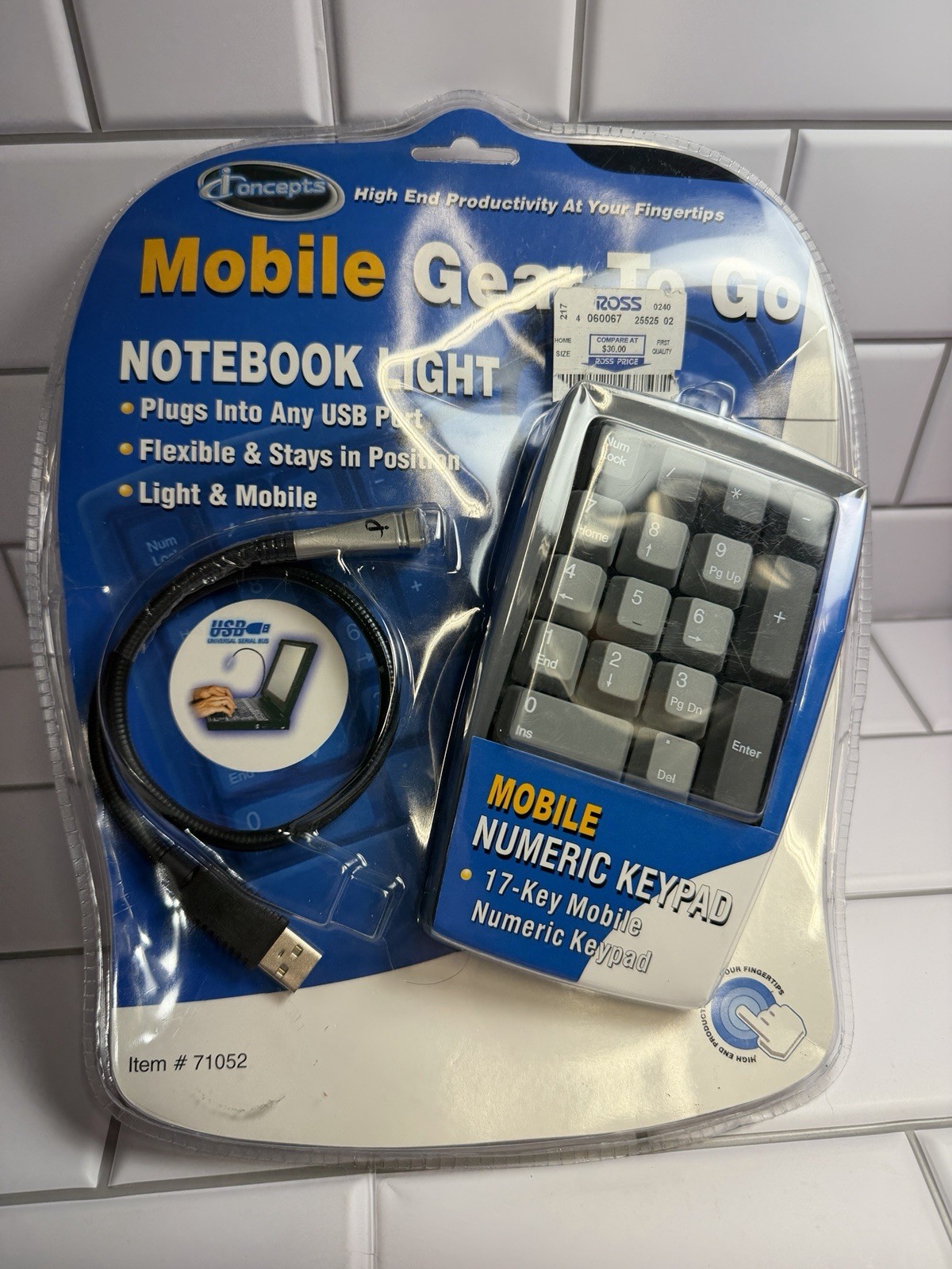 PC Concepts KB-5640 PS/2 KeyPad Number Pad w/ USB Light, Old school PS/2 connect