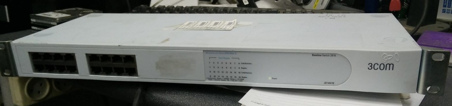 3COM 3C16478 BASELINE 2816 16-PORT 10/100/1000Base-T Switch with rack-ears