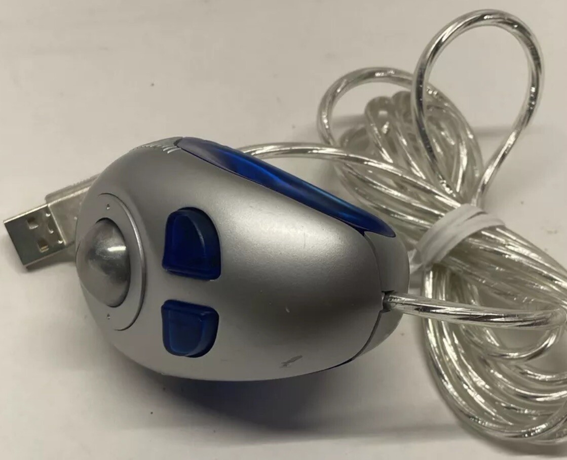 Fellowes Micro Trac 99928 Trackball Handheld Mouse Wired USB 3 Button FDM-G60