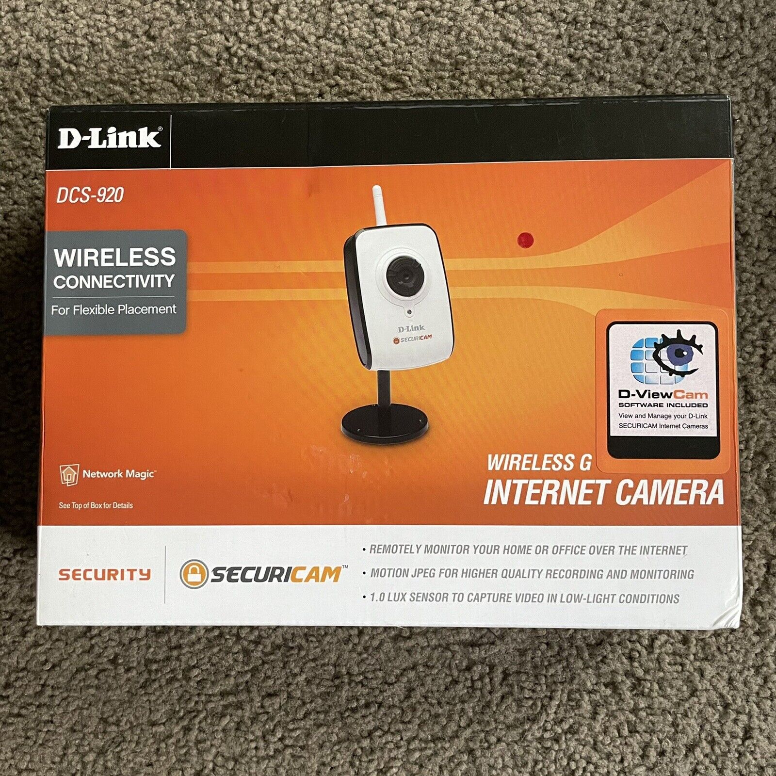 D-Link DCS-920 Wireless-G Internet Camera - NEW OPEN box No charger