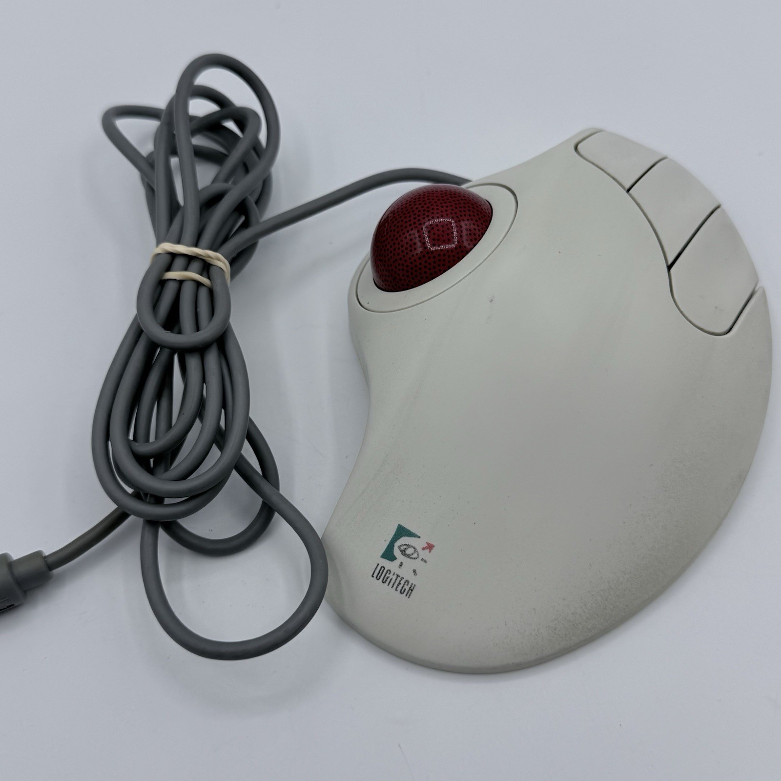 Logitech TrackMan Marble Trackball Ergonomic Wired Mouse T-CH11 PS/2 804122-00