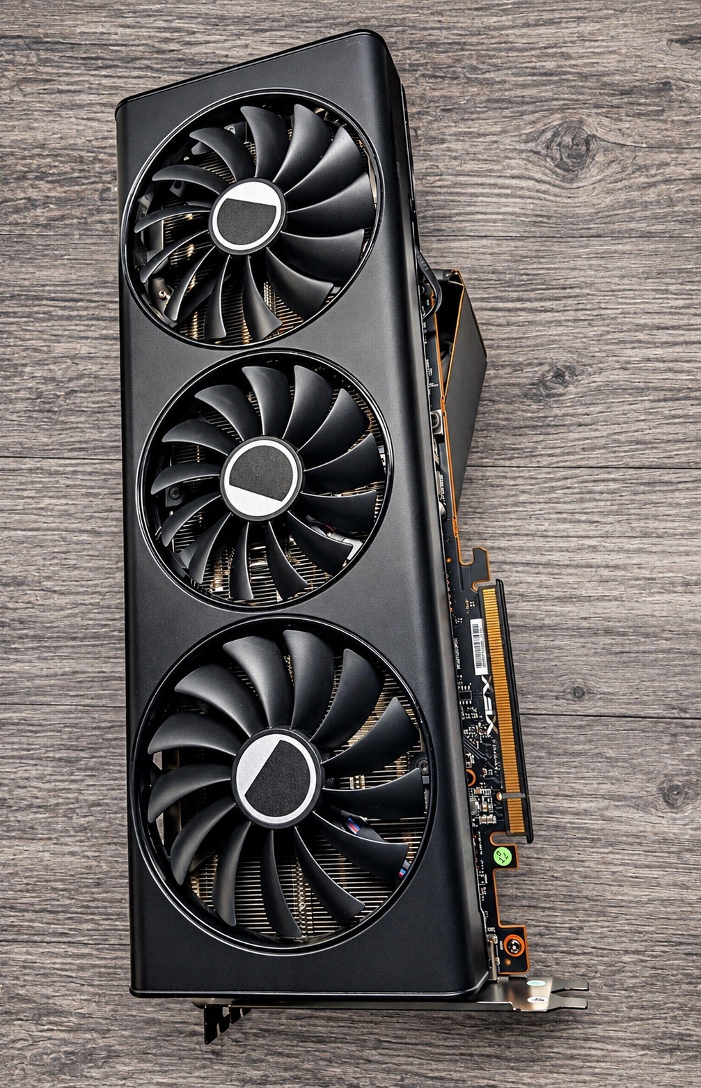 XFX Speedster QICK 319 Radeon RX 7700 XT 12GB GDDR6