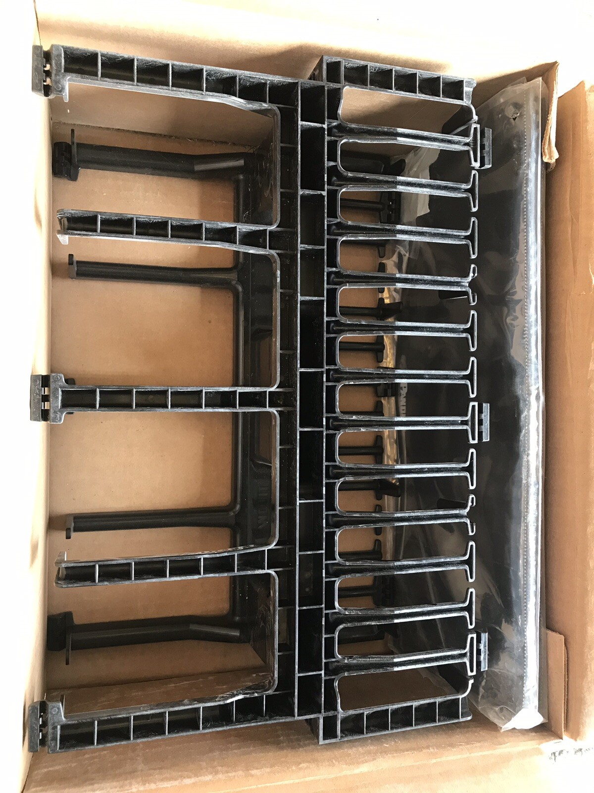PANDUIT NM4 4RU FRONT AND REAR NETMANAGER HIGH-CAPACITY HORIZONTAL CABLE MANAGER
