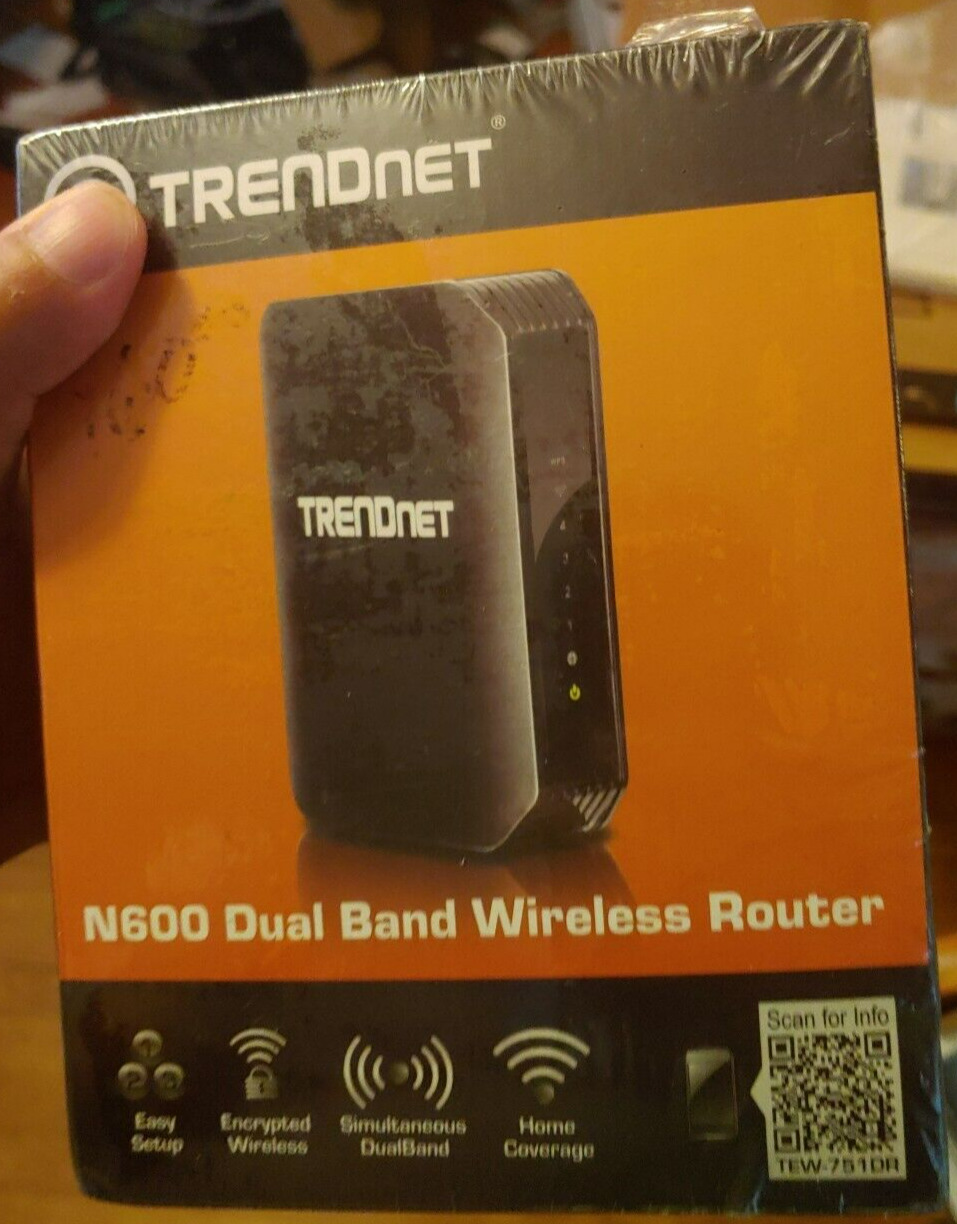 * Sealed * TRENDnet Wireless N600 Concurrent Dual Band Router, TEW-751DR