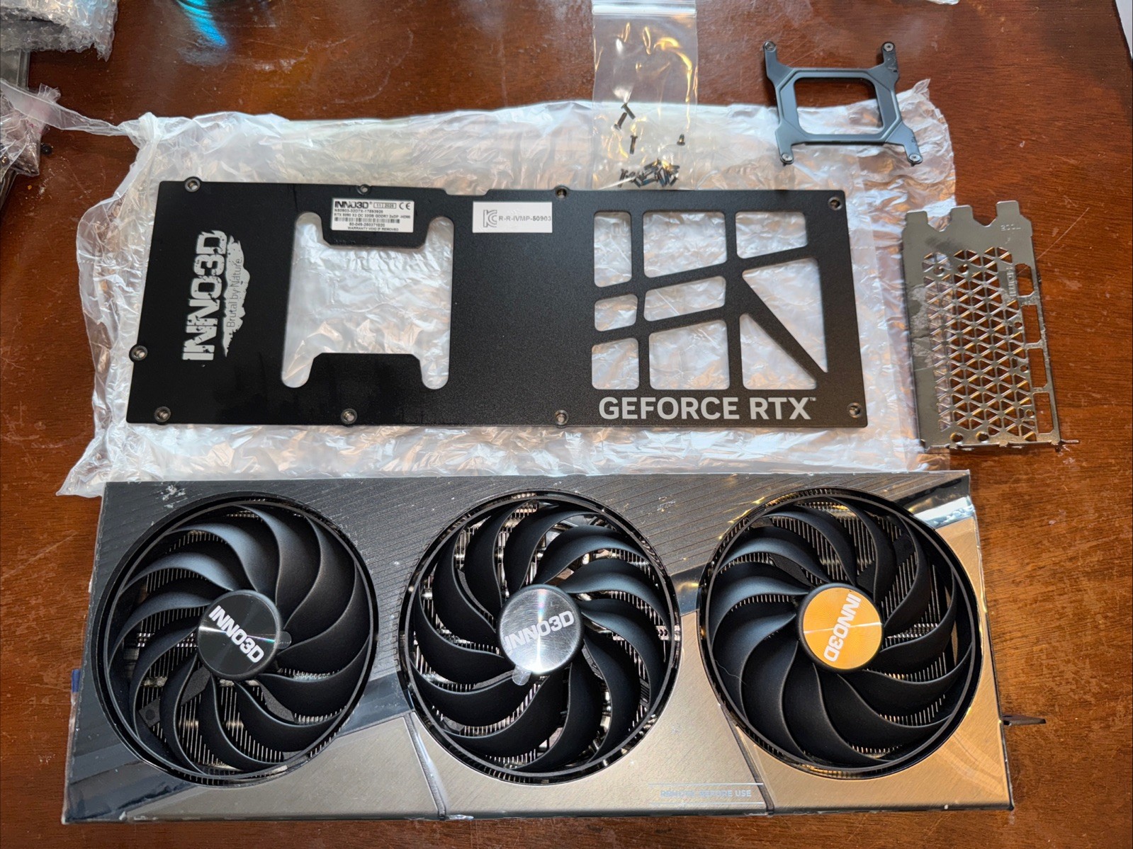 (FOR PARTS) Shroud Cooler Radiator Backplate For Inno3D X3 OC RTX 5090 (No PCB)