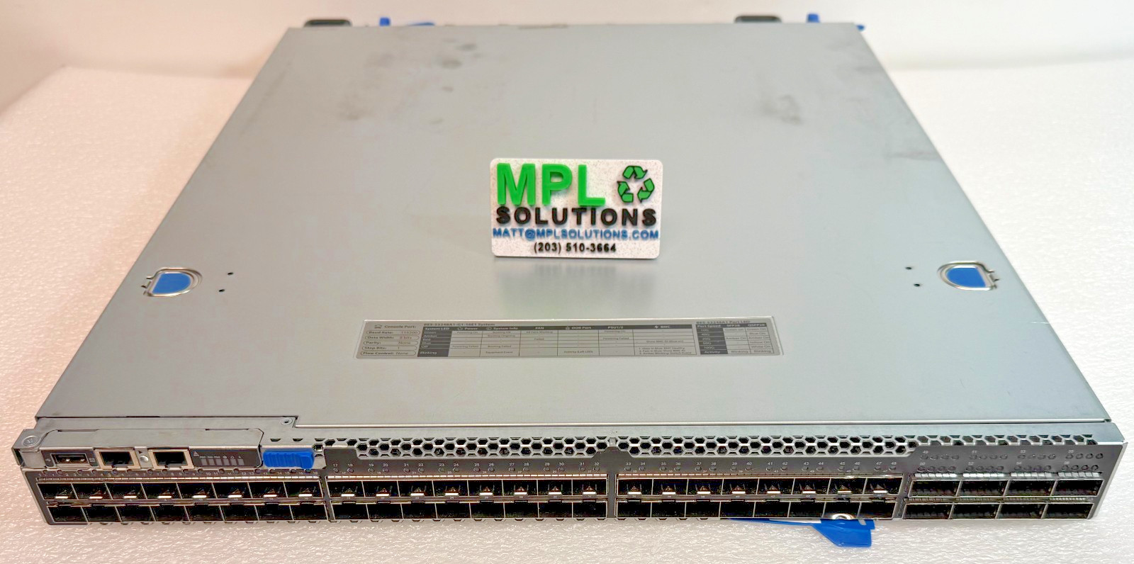 Quanta Computer IX8 BES-53248A1-G1-16E1 48 x 25GbE SFP & 8 x 100GbE QSFP Dual AC