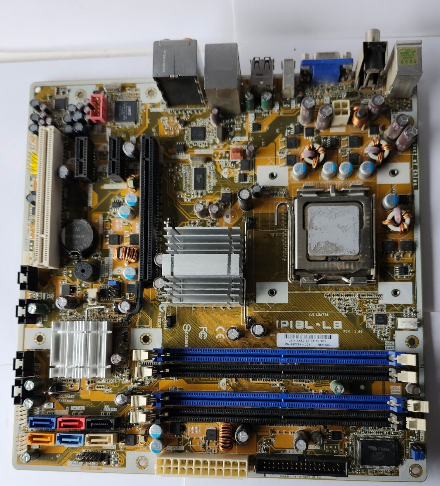 ASUS IPIBL-LB MOTHERBOARD LGA775 5GB DDR2  INTEL E5300