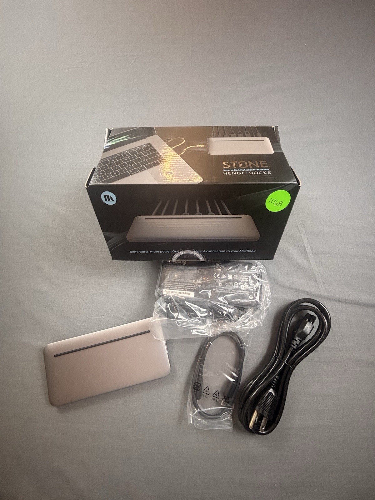 Henge (Brydge) Stone Thunderbolt/USB3 Docks, Multi-Port Hub, EXC, Open Box New