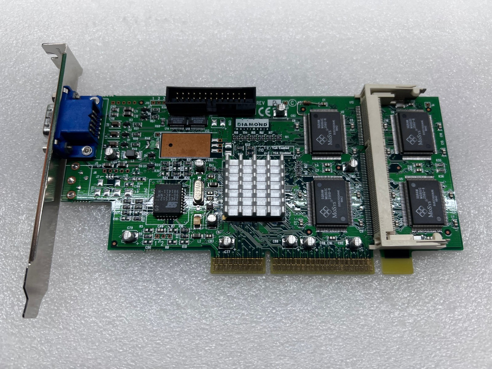 Diamond Multimedia Fire GL 1000 Pro AGP Video Card  + RAM Slot 