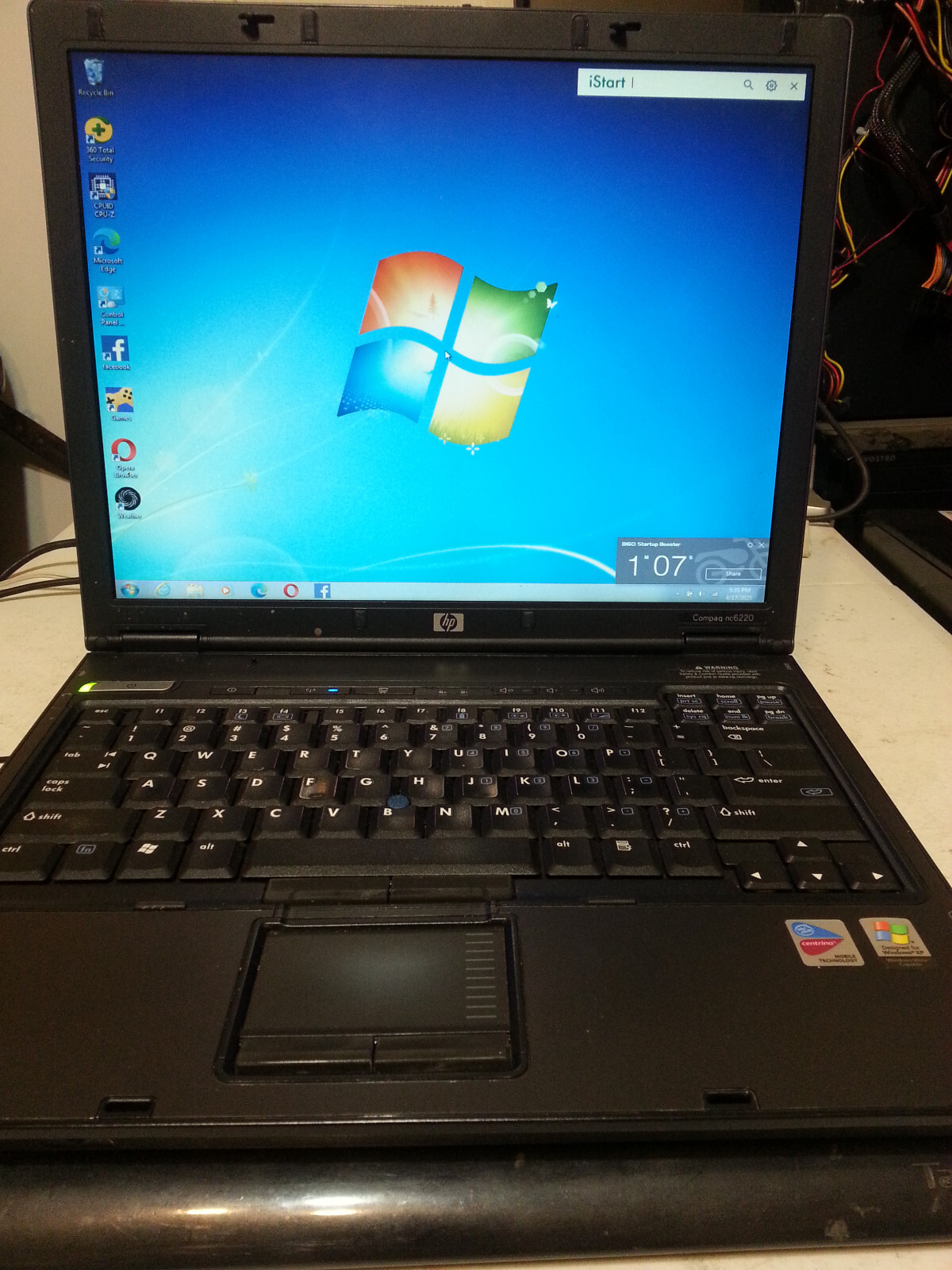 HP Compaq nc6220 14" Laptop intel Pent m1.73 1.5 ram, 40gig HDD, Windows 7