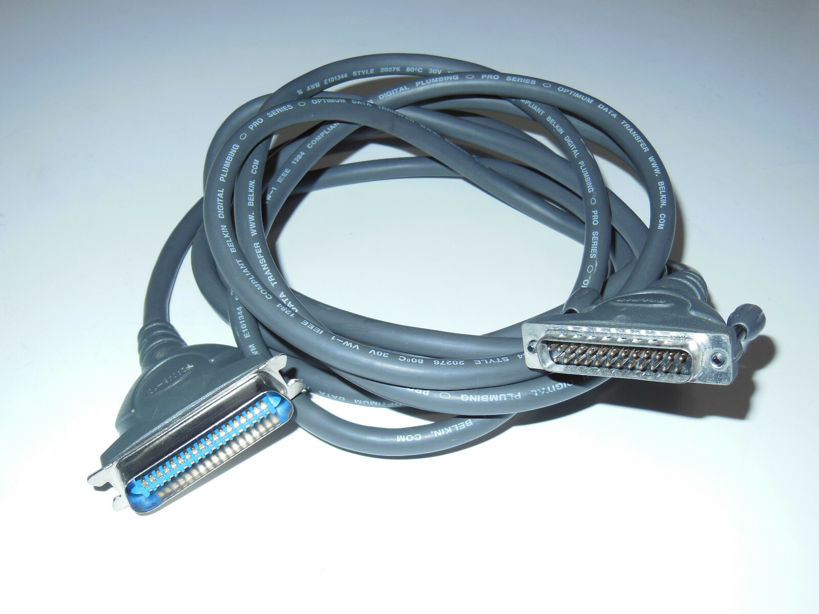 Used/Vintage Belkin Digital Plumbing Pro A/B 10ft SCSI Cable DB25 Male/CN36 Male