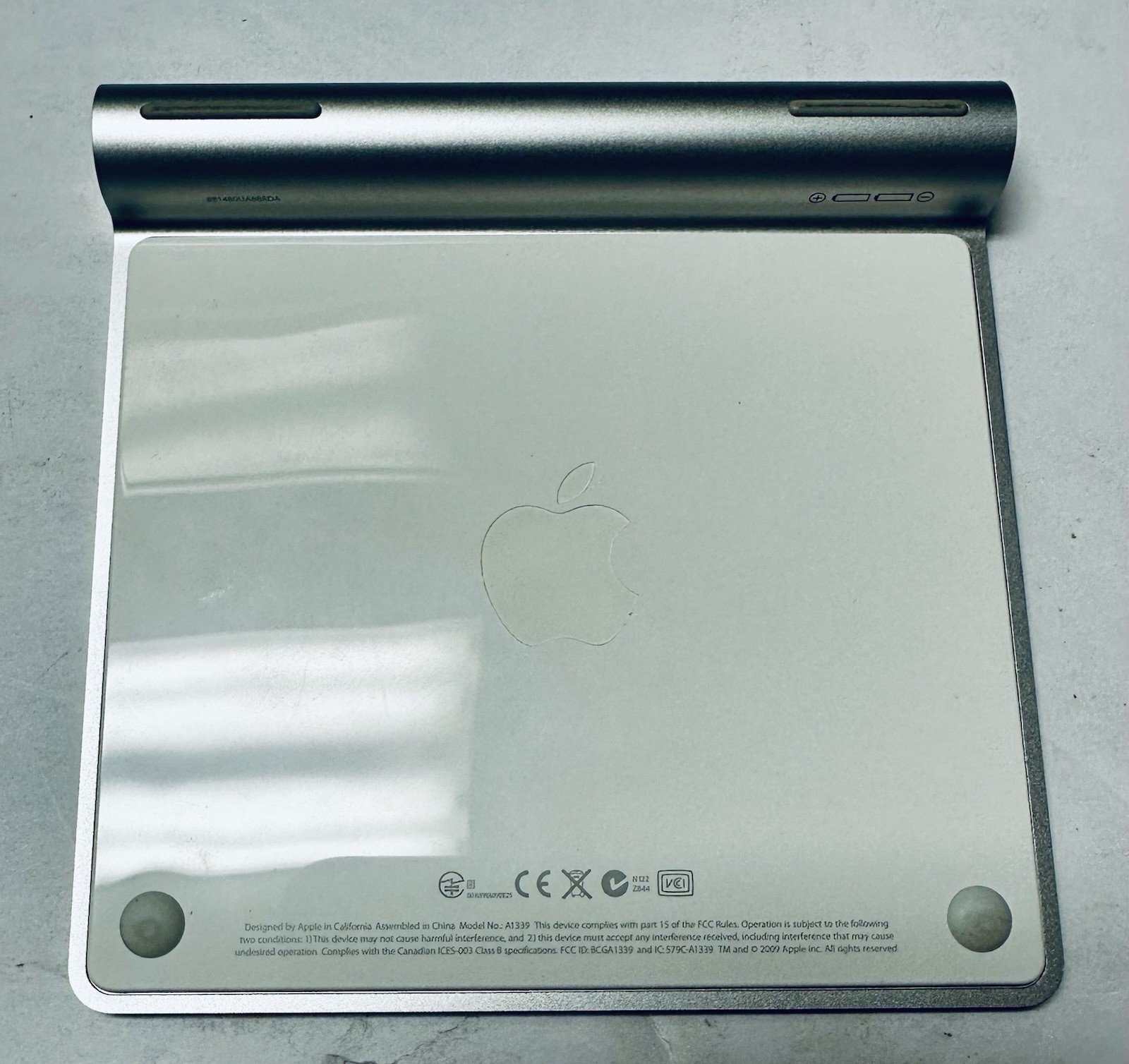 APPLE A1339 WIRELESS TRACK PAD Silver
