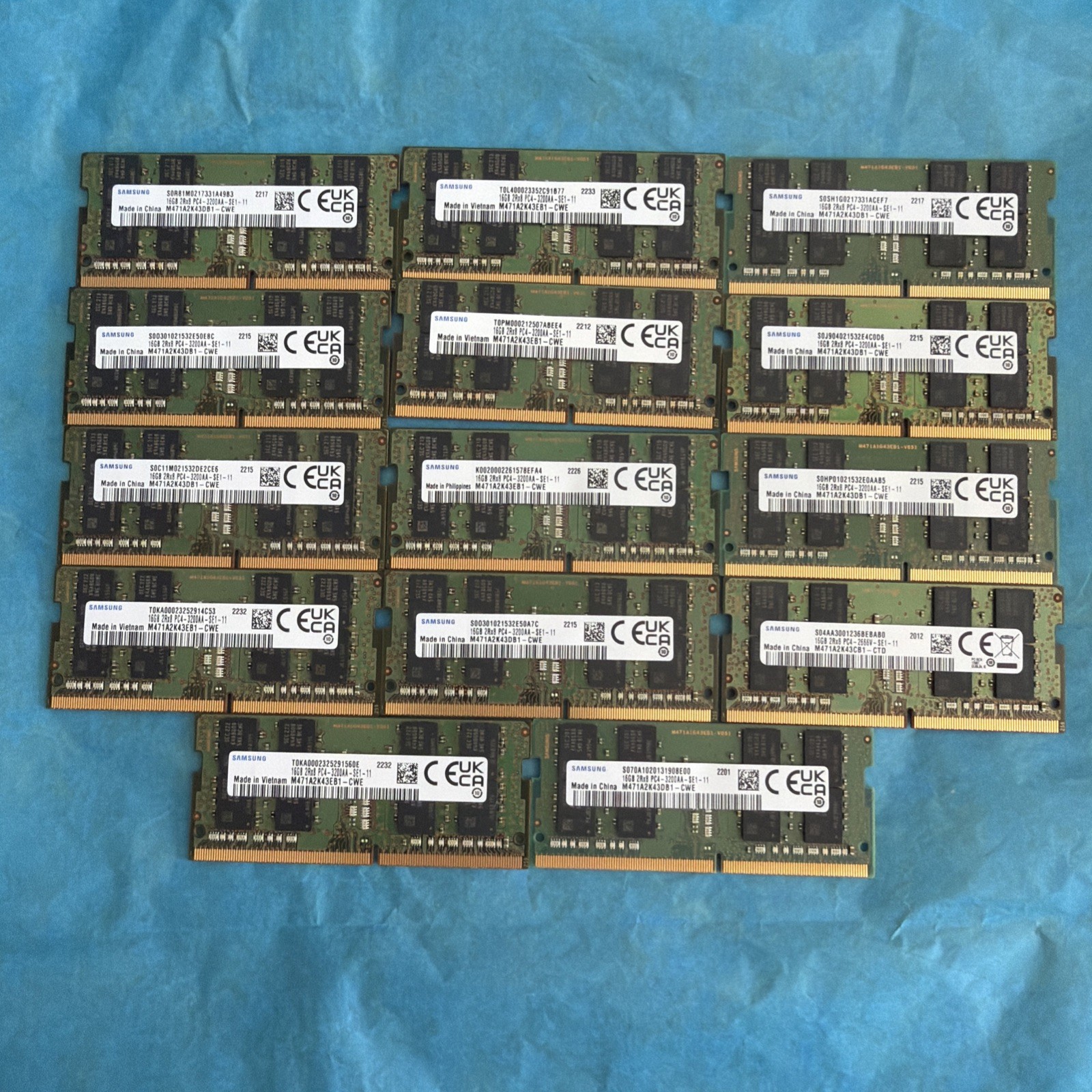 Samsung 16GB Lot Of 14 Modules (224gb Total) 2Rx8 PC4-3200AA Laptop Memory