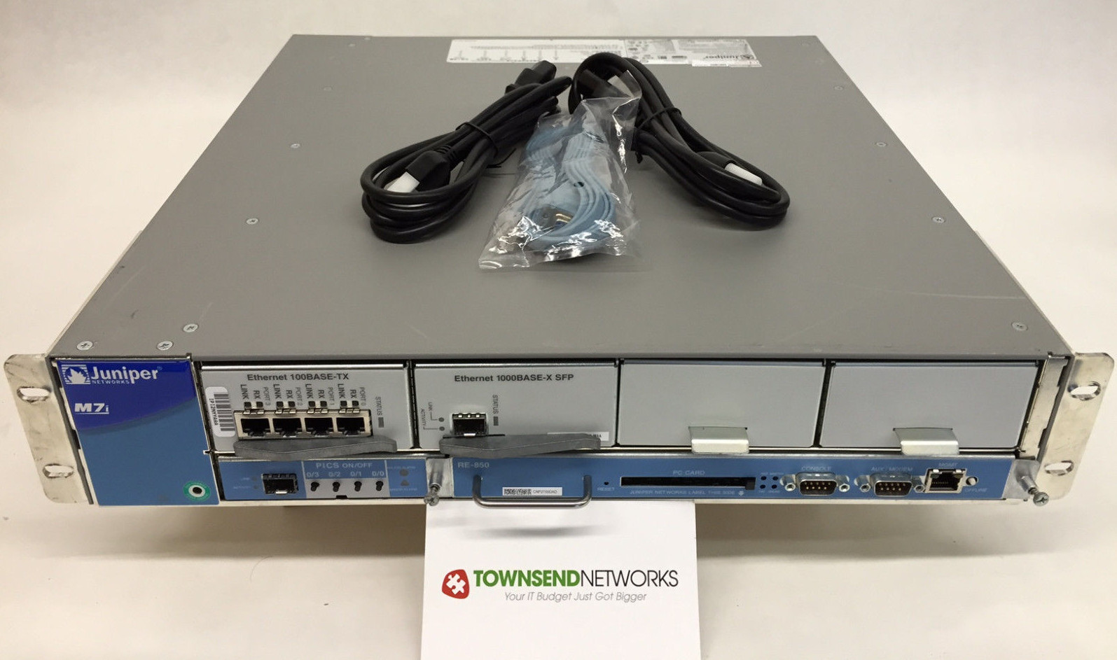 Juniper M7iBASE-AC-1GE Router w/RE850-1536, FEB-M7i-SVCS-S, PE-1GE-SFP PE-4FE-TX