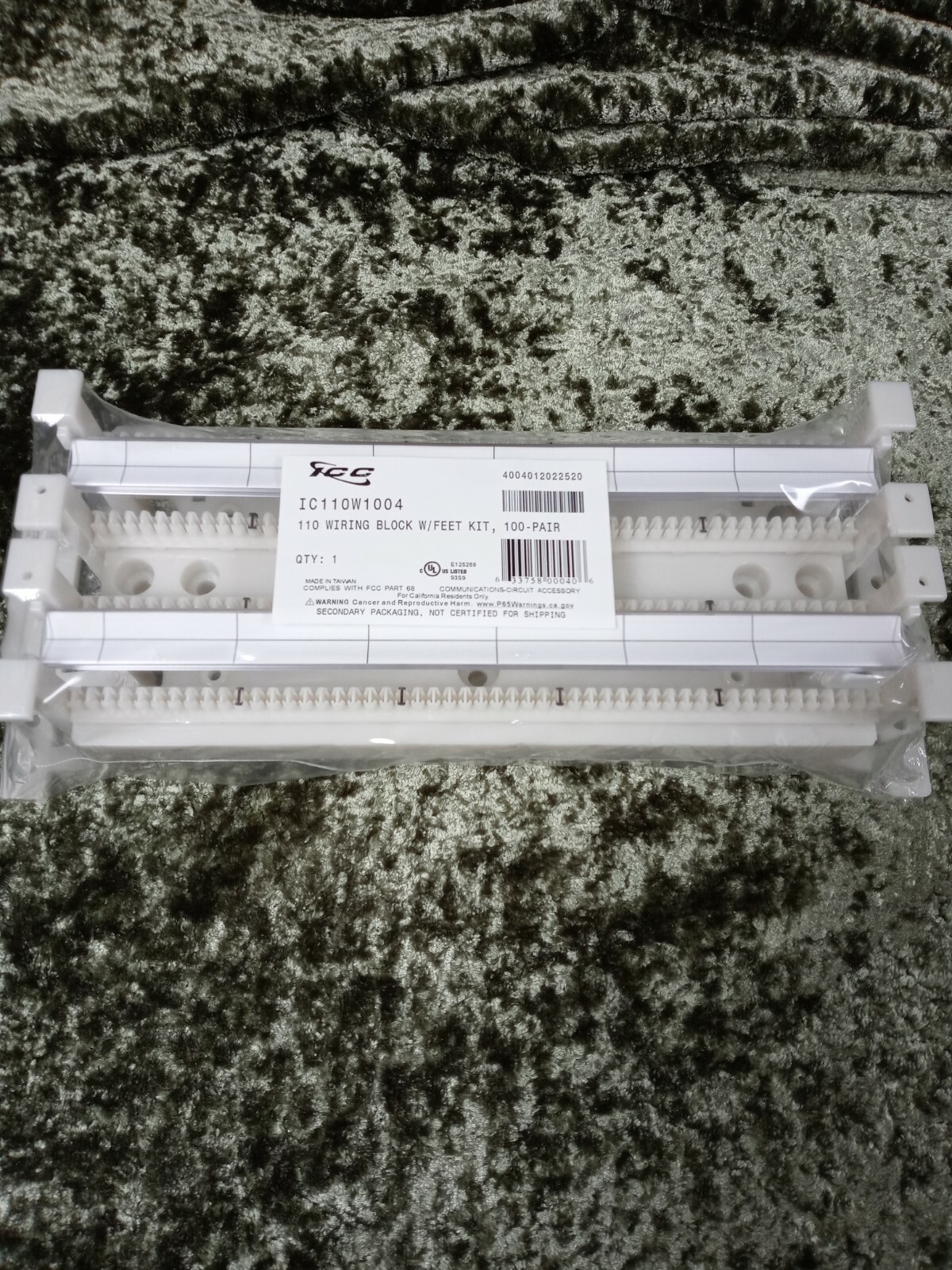 ICC IC110W1004 Category 5E 110 Wiring Block Feet Kit Package Of 100 Pairs NIP